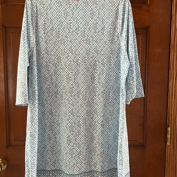 Sag Harbor Cabana Shift Dress - Picture 2 of 7